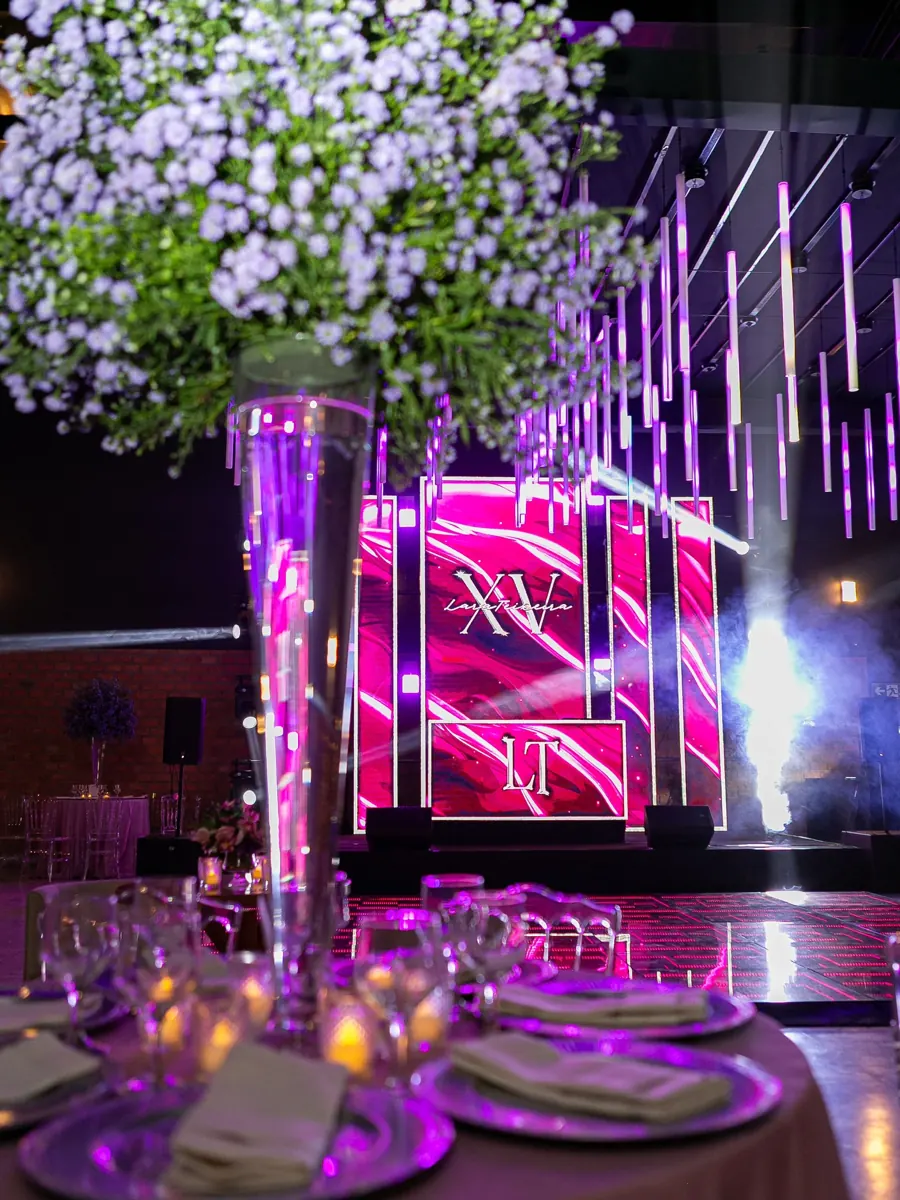 Decoração de festa de 15 anos
